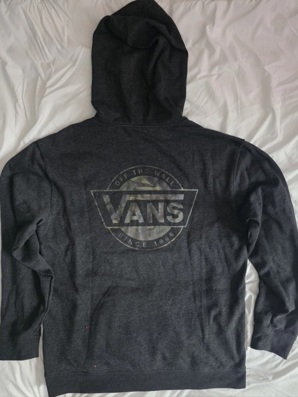 Vans Mens Dark GrayGraphic Camo Print Logo Pullover Hoodie NWOT NEVER WORN! - Picture 1 of 6